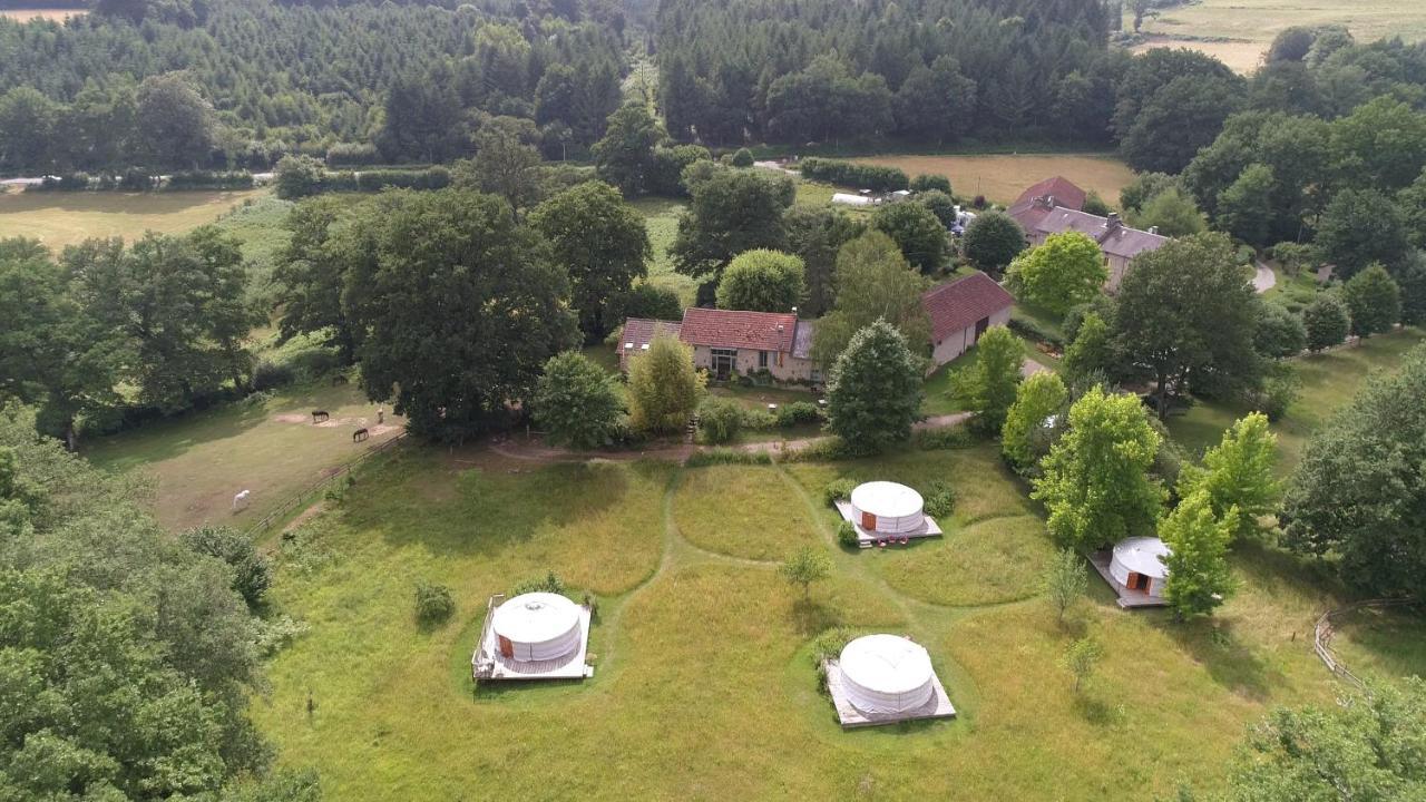 Yourtes De Vassiviere Peyrat-le-Château Exterior photo