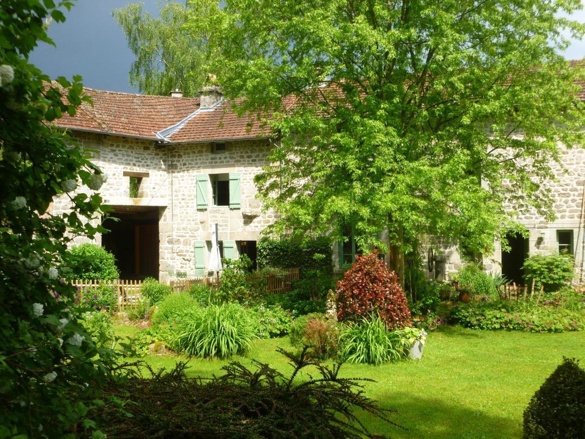 Yourtes De Vassiviere Peyrat-le-Château Exterior photo